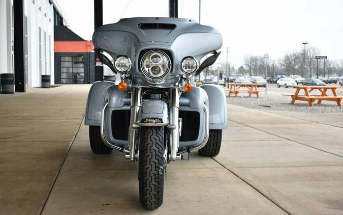 2023 Harley-Davidson Tri Glide Ultra FLHTCUTG