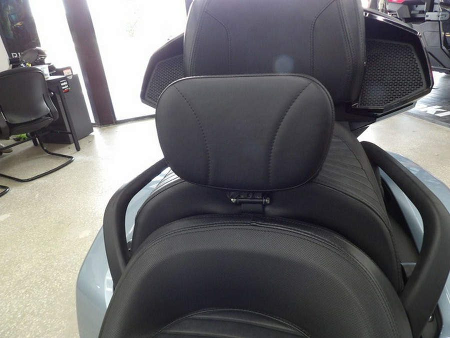 2022 Can-Am Spyder F3 Limited Dark Wheels