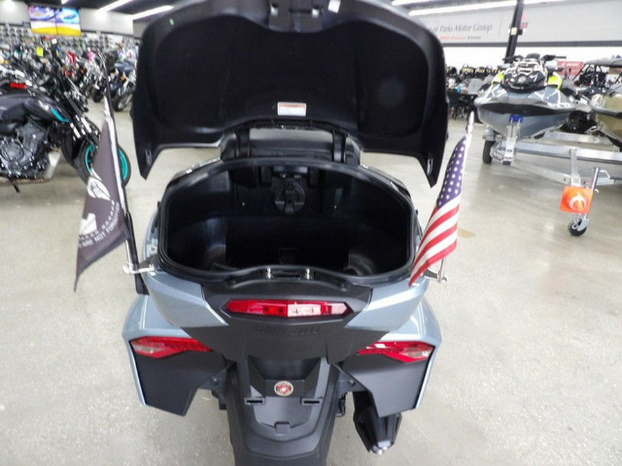 2022 Can-Am Spyder F3 Limited Dark Wheels