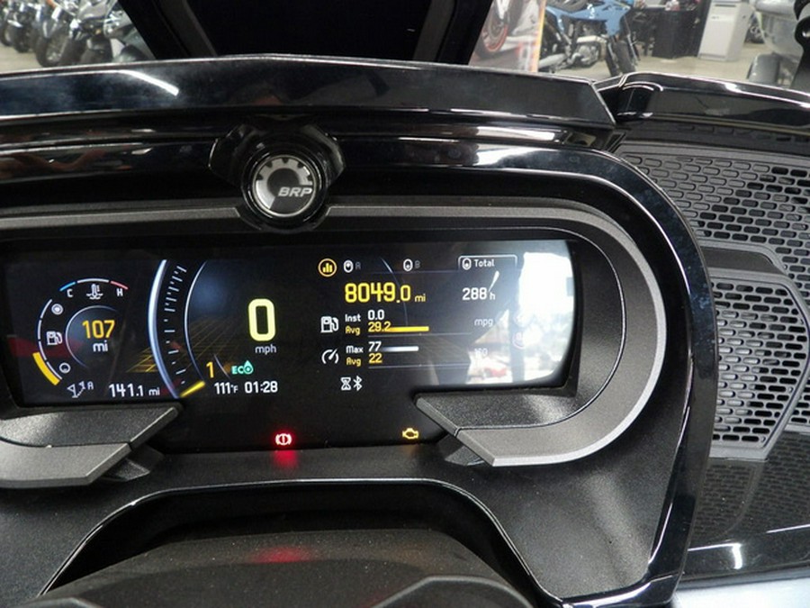 2022 Can-Am Spyder F3 Limited Dark Wheels