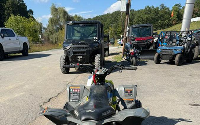 2021 Outlaw 110 EFI Avalanche Gray/Lime Squeeze - Polaris