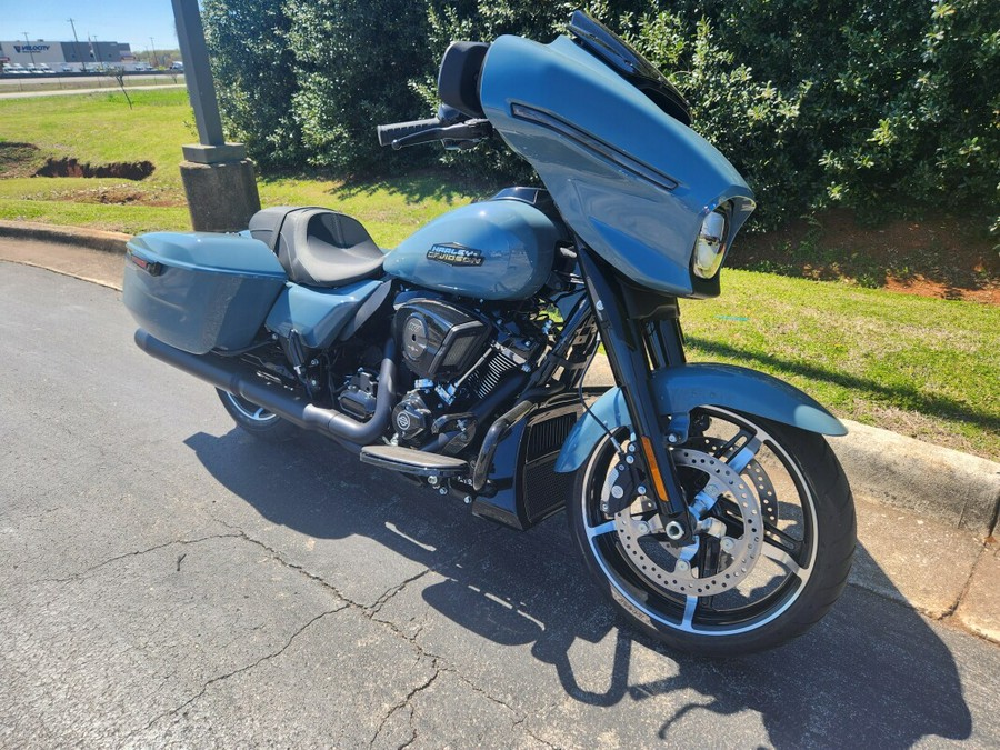 FLHX 2024 Street Glide®