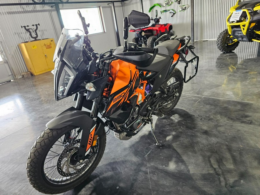 2024 KTM Adventure 390