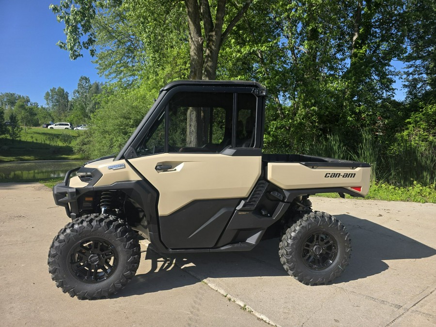 2026 Can-Am Defender Limited HD11