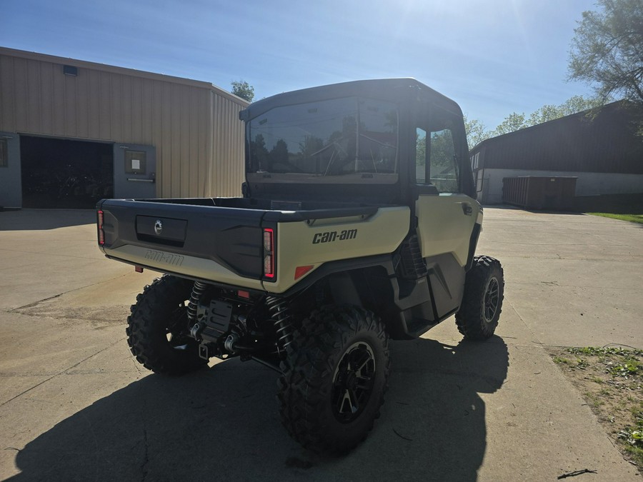 2026 Can-Am Defender Limited HD11