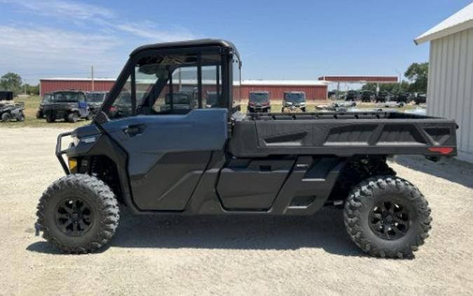 2026 Can-Am Defender PRO Limited