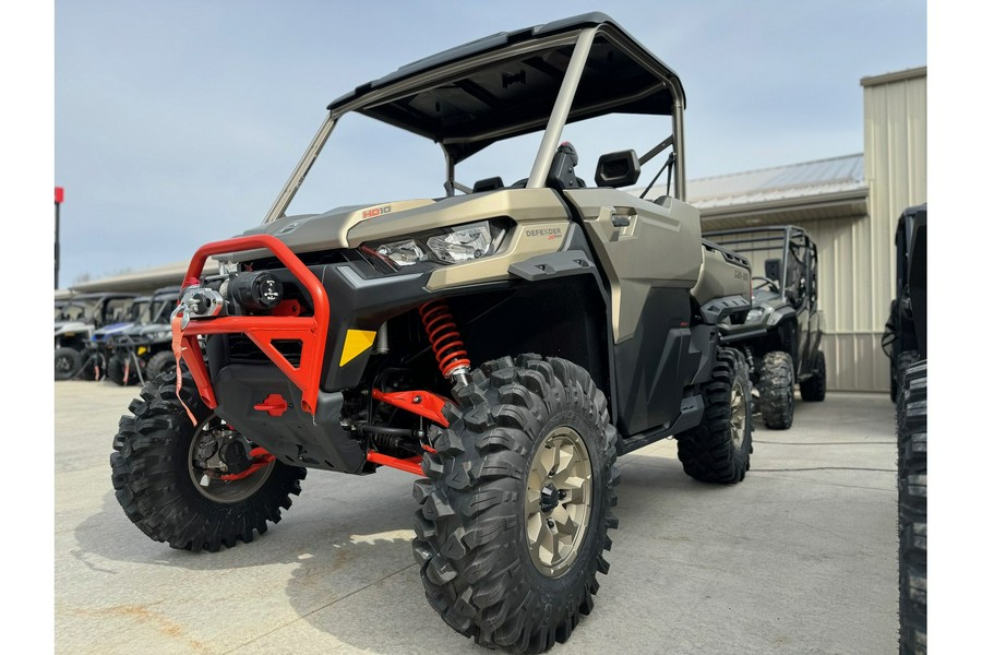 2023 Can-Am DEFENDER XMR HD10