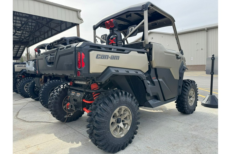 2023 Can-Am DEFENDER XMR HD10