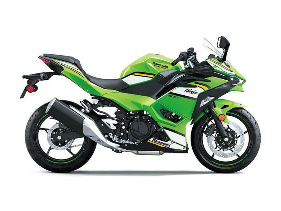 2025 Kawasaki Ninja® 500 KRT Edition