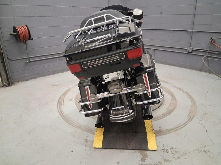 2013 Harley-Davidson® FLHTCU - Electra Glide® Ultra Classic®