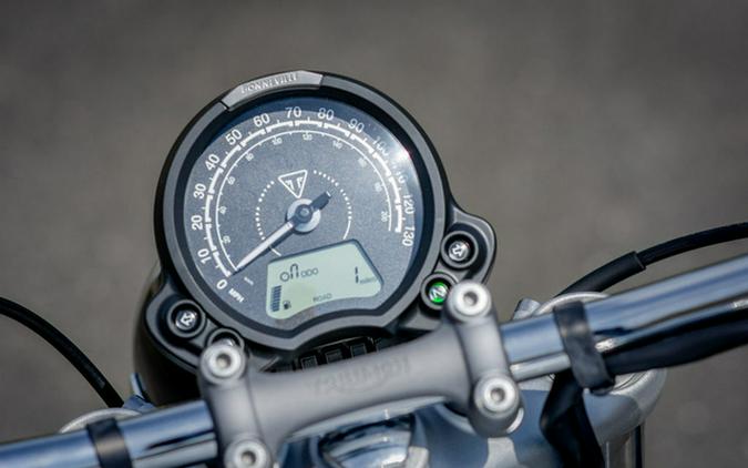 2025 Triumph Bonneville Speedmaster Snowdonia Cranberry Red