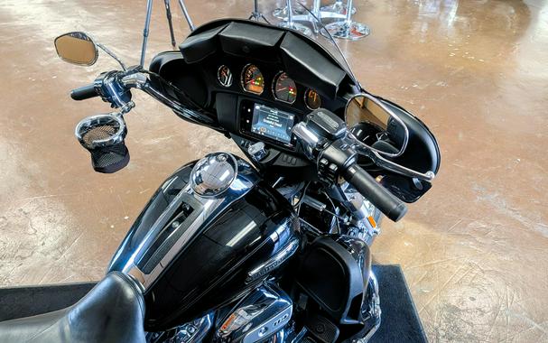FLHTCUTG 2021 Tri Glide Ultra