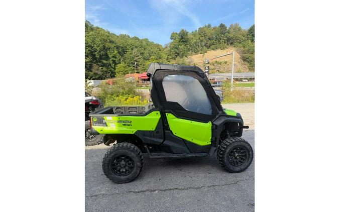 2023 Pioneer 1000 Deluxe - Honda