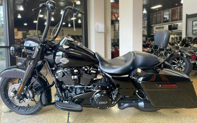 2021 Harley-Davidson Road King Special Vivid Black