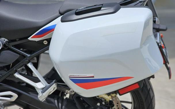 2020 BMW R 1250 R Light White/Lupin Blue Met/Racing Red