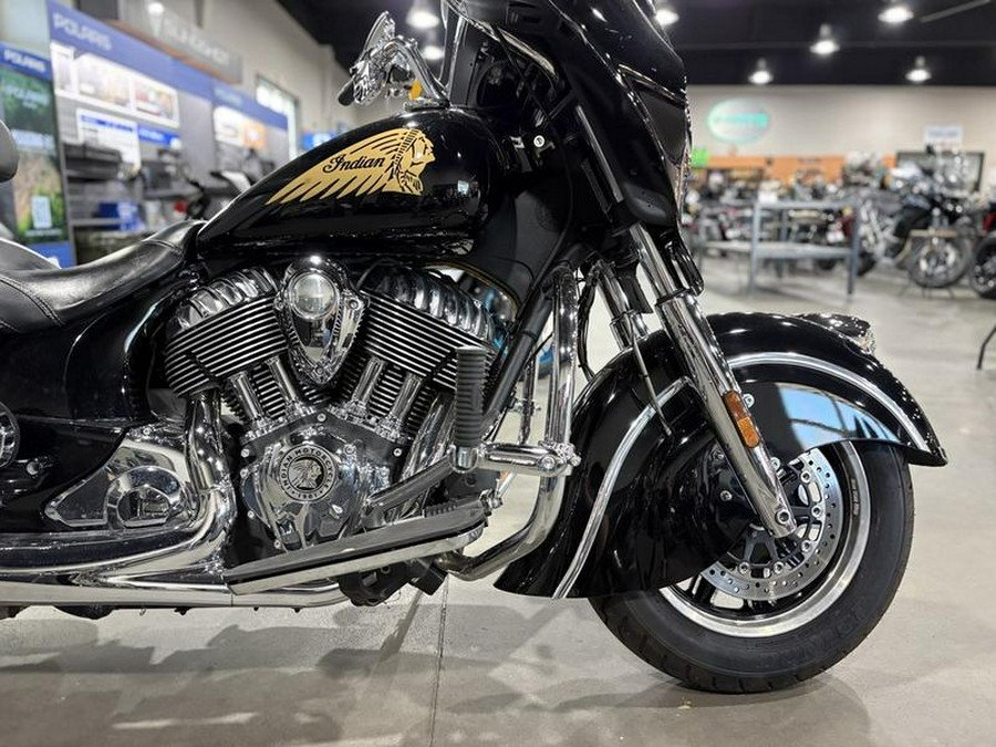 2015 Indian Motorcycle® Chieftain® Thunder Black
