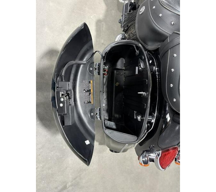 2015 Indian Motorcycle® Chieftain® Thunder Black