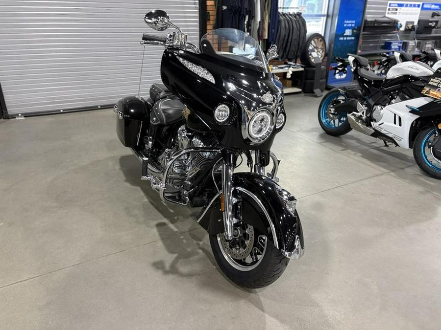 2015 Indian Motorcycle® Chieftain® Thunder Black