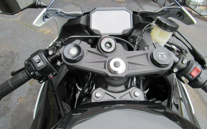 2026 Kawasaki NINJA ZX-6R ABS