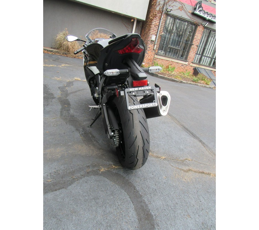 2026 Kawasaki NINJA ZX-6R ABS