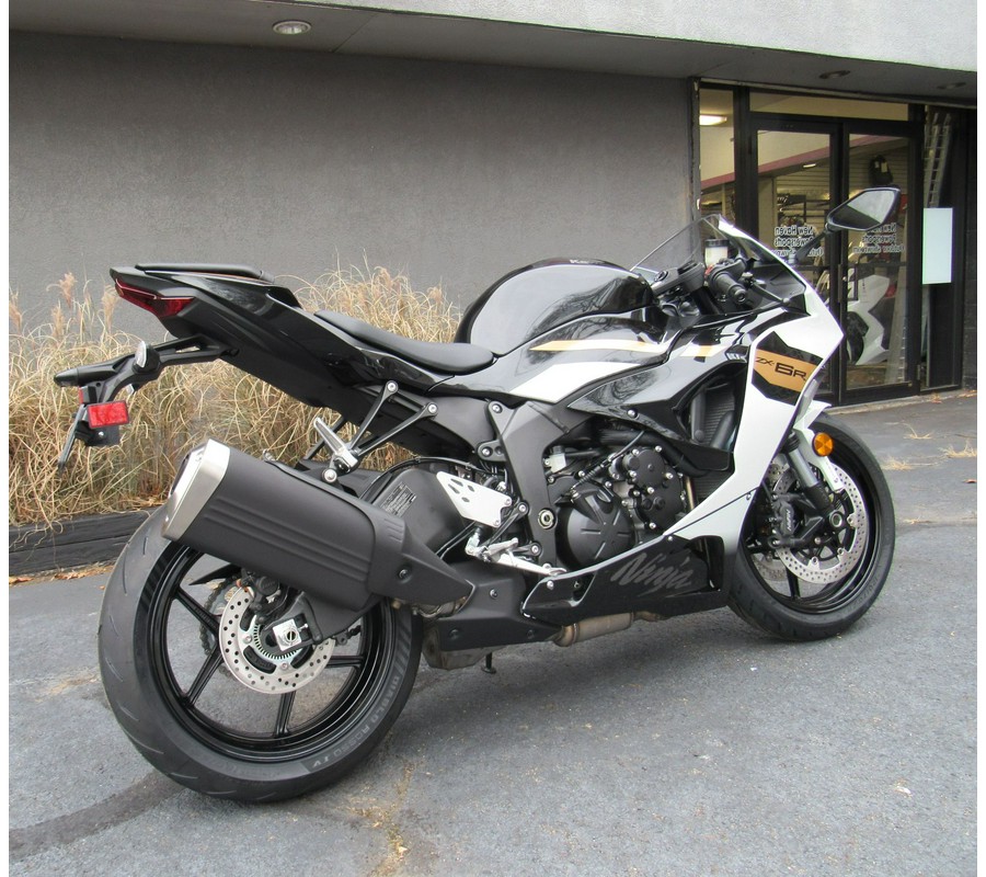 2026 Kawasaki NINJA ZX-6R ABS