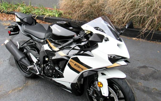 2026 Kawasaki NINJA ZX-6R ABS