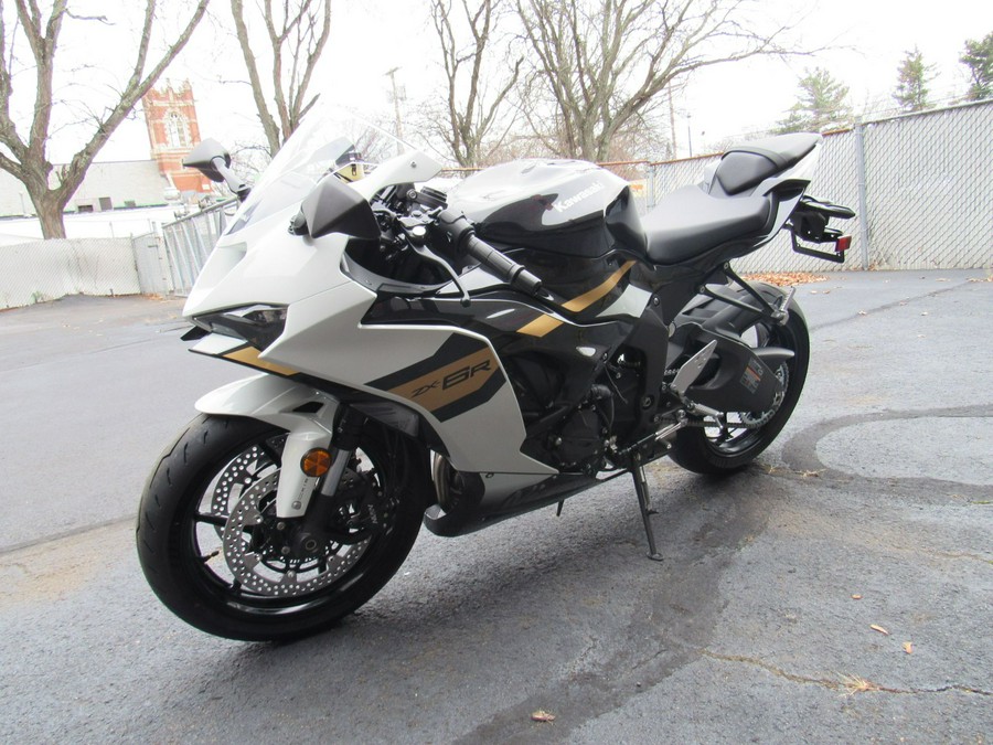 2026 Kawasaki NINJA ZX-6R ABS