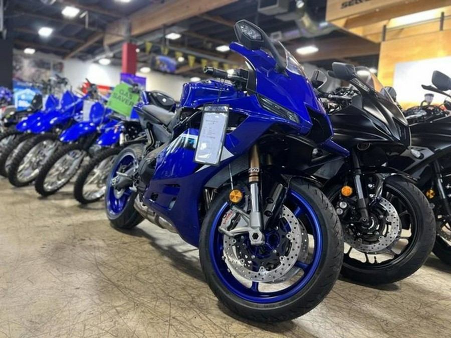 2025 Yamaha YZF R9