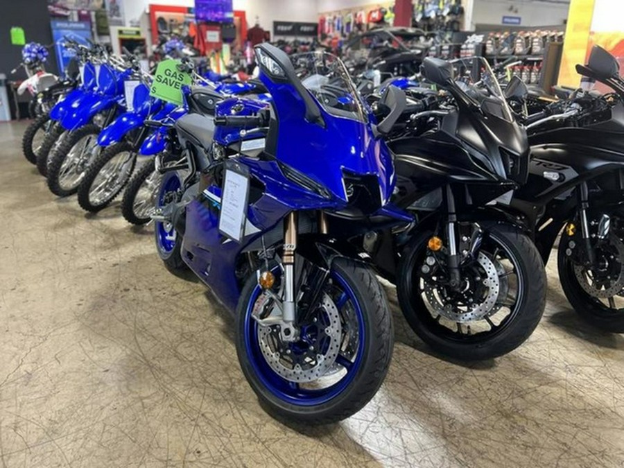 2025 Yamaha YZF R9