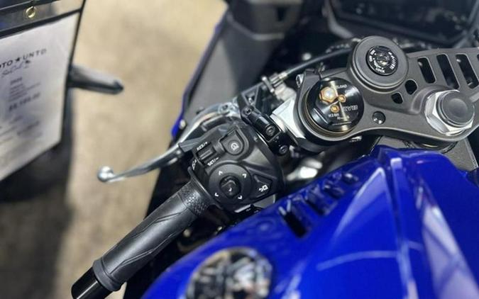 2025 Yamaha YZF R9