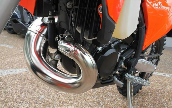 2027 KTM XC 300 W