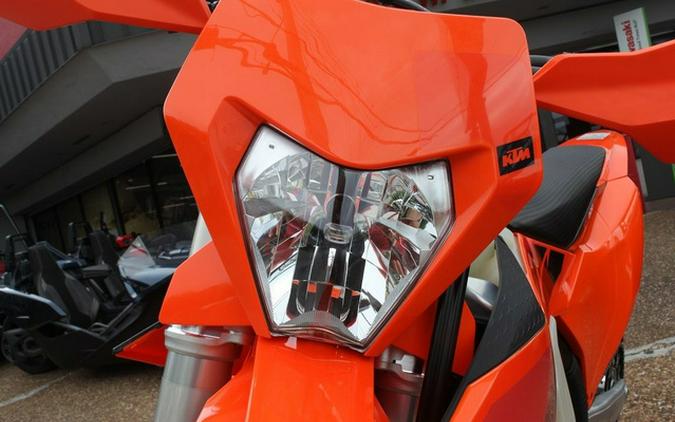 2027 KTM XC 300 W