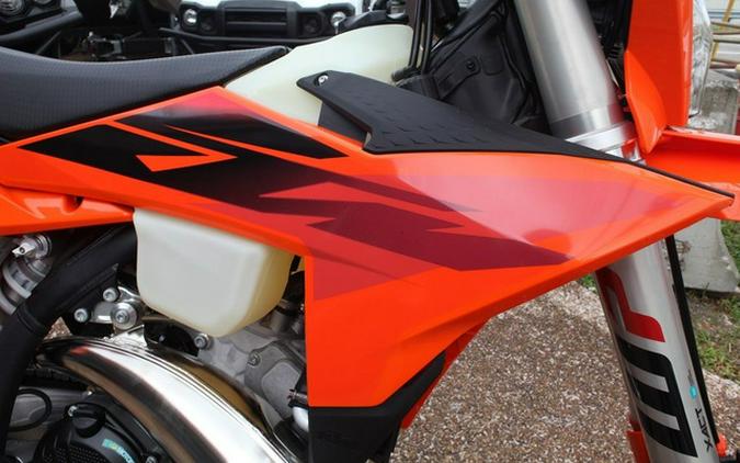2027 KTM XC 300 W