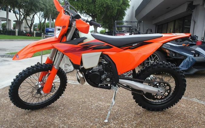 2027 KTM XC 300 W