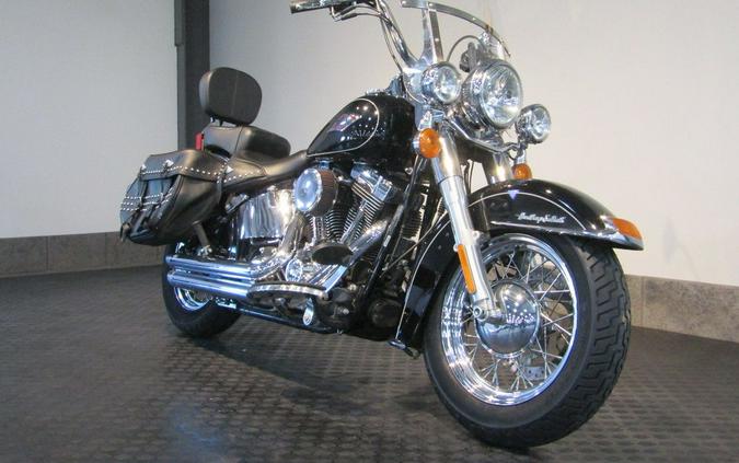 2015 Harley-Davidson® FLSTC - Heritage Softail® Classic