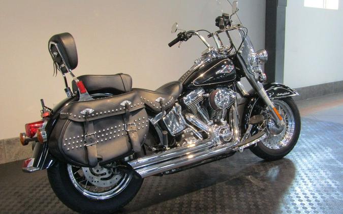 2015 Harley-Davidson® FLSTC - Heritage Softail® Classic