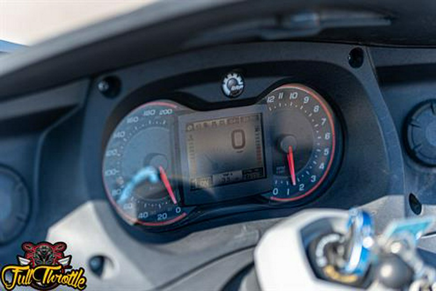 2013 Can-Am Spyder® RT-S SE5