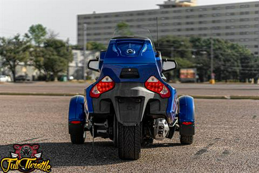 2013 Can-Am Spyder® RT-S SE5