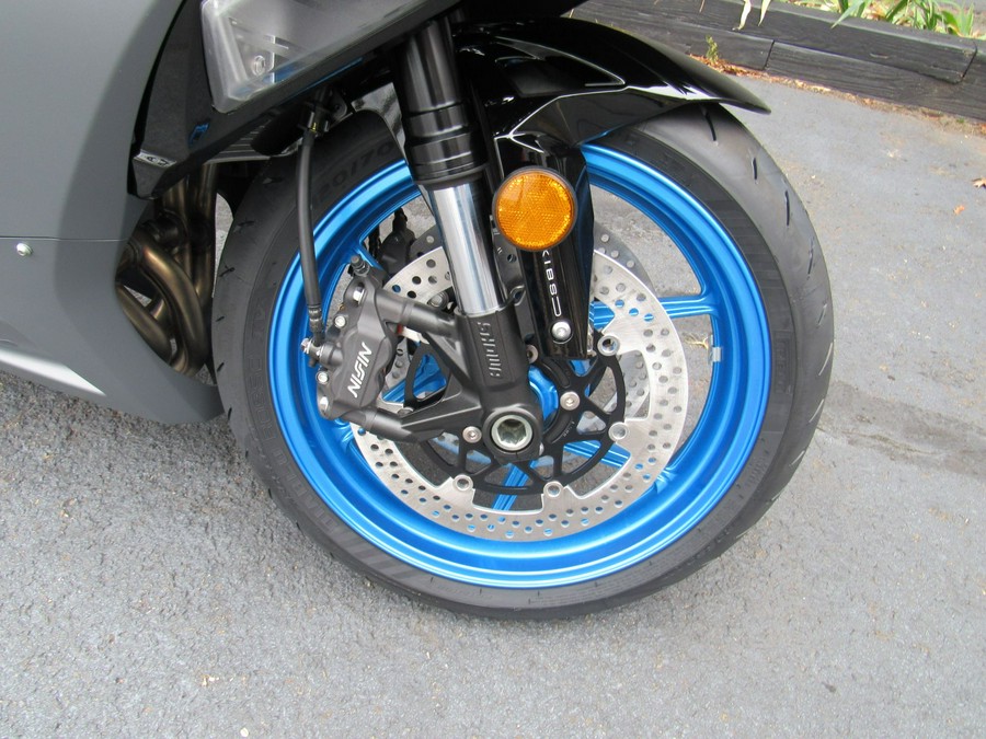 2026 Kawasaki NINJA ZX-6R ABS