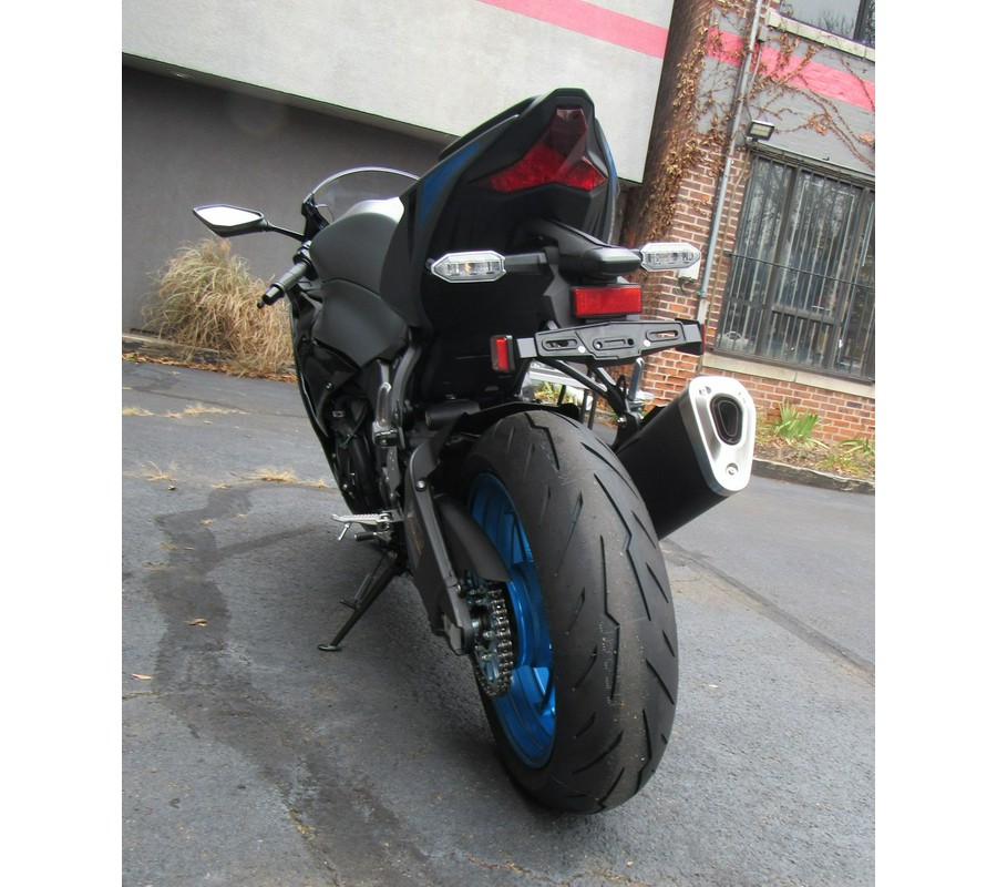 2026 Kawasaki NINJA ZX-6R ABS