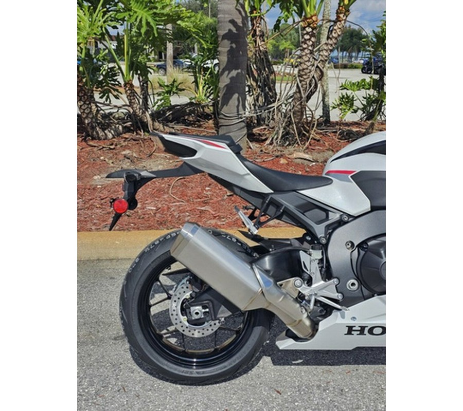 2027 Honda CBR1000RR