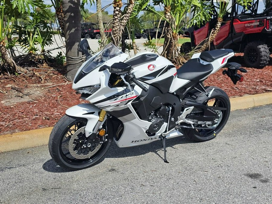2027 Honda CBR1000RR