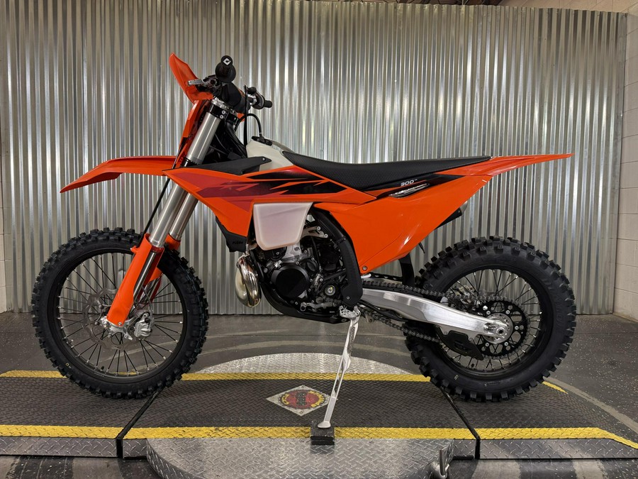 2027 KTM 300 XC