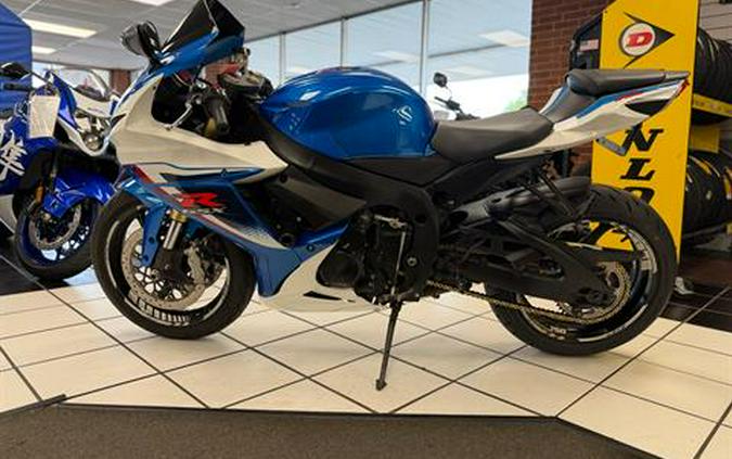 2011 Suzuki GSX-R750™