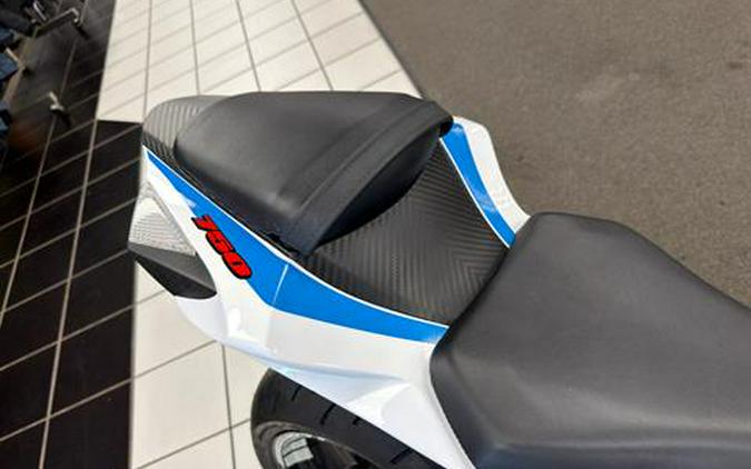 2011 Suzuki GSX-R750™