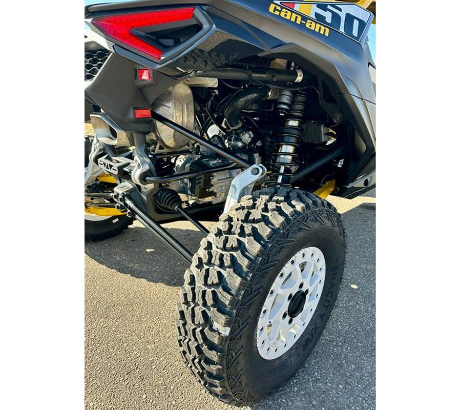 2024 Can-Am Maverick R X RS