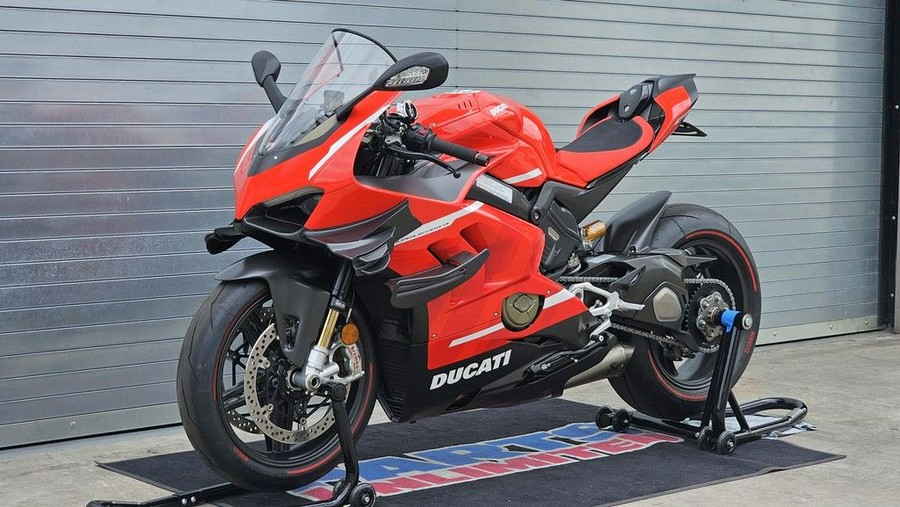 2020 Ducati Superleggera V4 Ducati Red