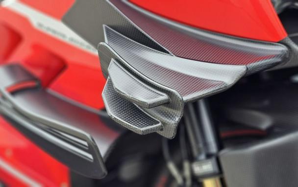 2020 Ducati Superleggera V4 Ducati Red