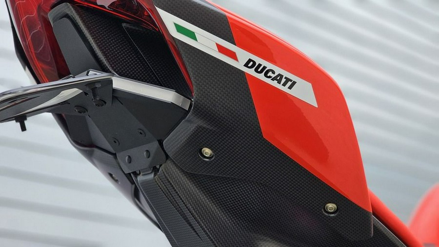 2020 Ducati Superleggera V4 Ducati Red