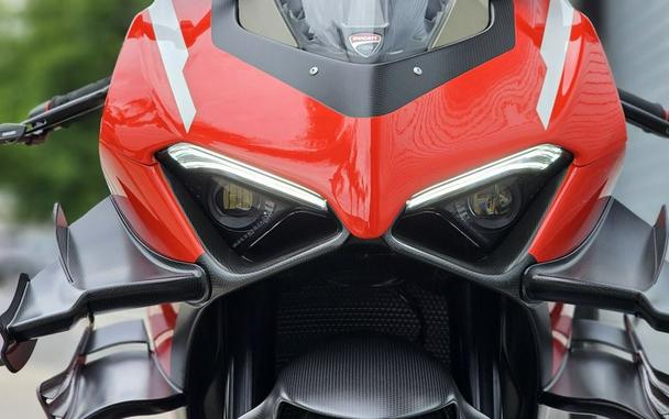 2020 Ducati Superleggera V4 Ducati Red